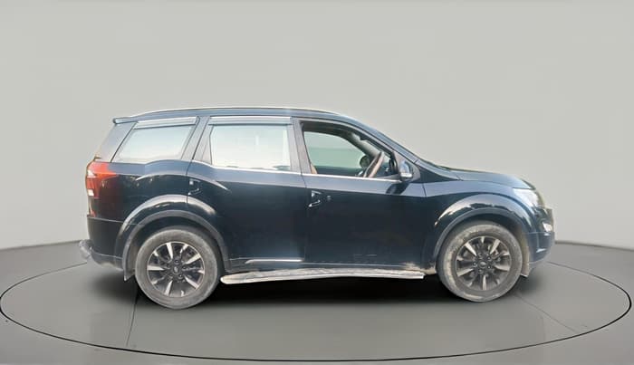 2020 Mahindra XUV500 W11, Diesel, Manual, 94,976 km, exterior