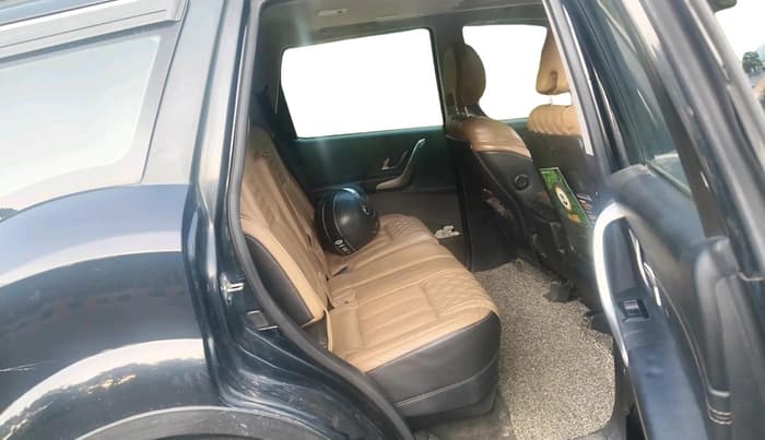 2020 Mahindra XUV500 W11, Diesel, Manual, 94,976 km, interior
