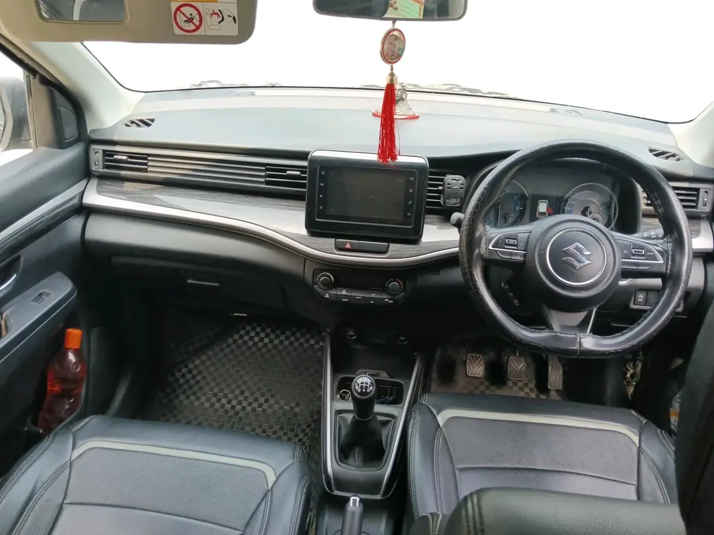 2024 Maruti XL6 ZETA MT, Petrol, Manual, 29,405 km, interior