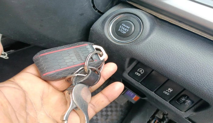 2024 Maruti XL6 ZETA MT, Petrol, Manual, 29,405 km, interior