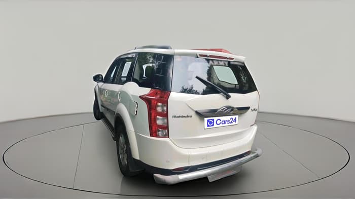2017 Mahindra XUV500 W10, Diesel, Manual, 89,227 km, exterior
