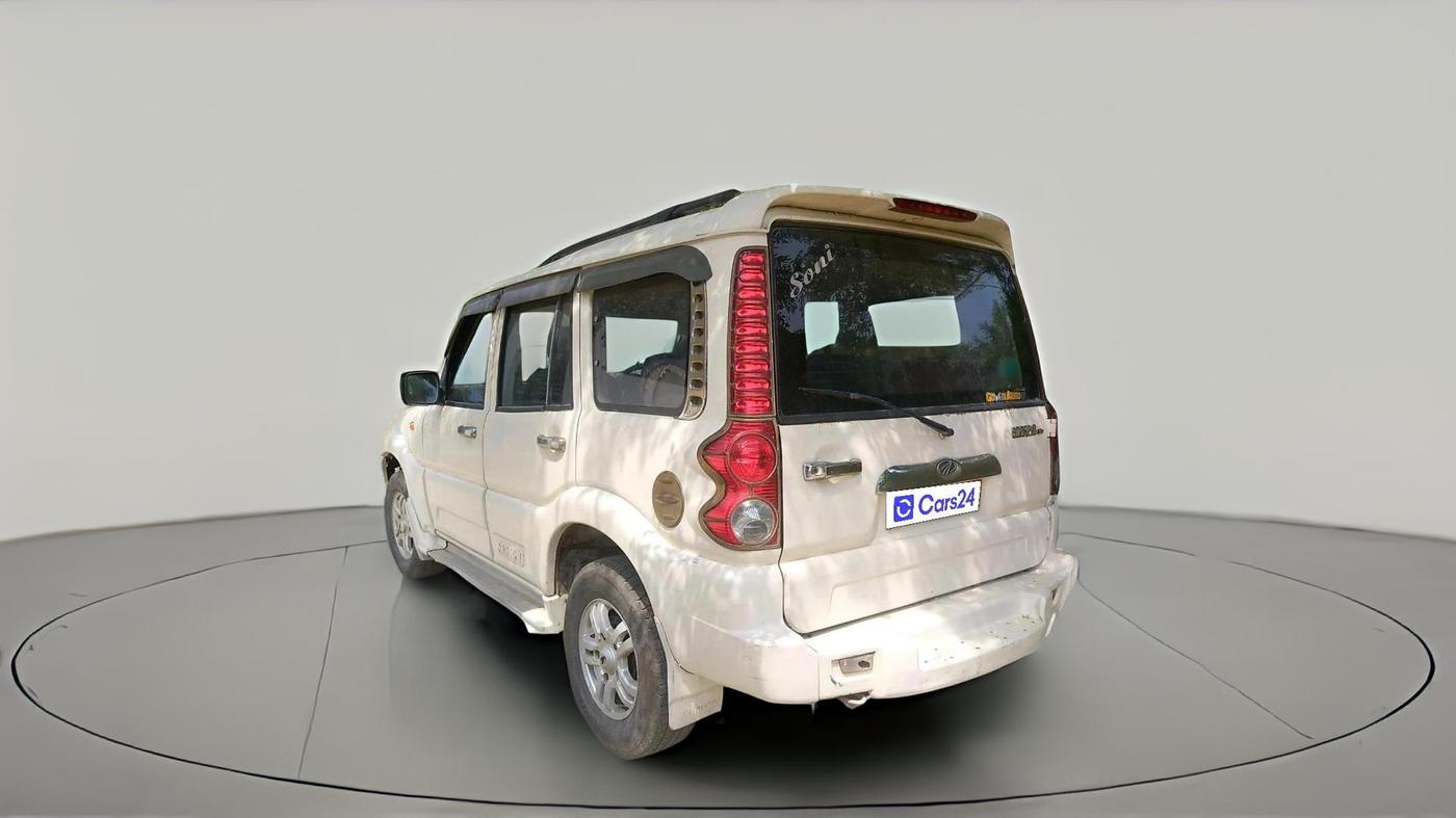2012 Mahindra Scorpio SLE BS-III, Diesel, Manual, 1,62,109 km, exterior