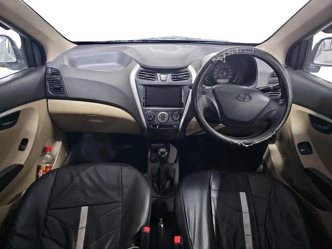 2018 Hyundai Eon ERA +, Petrol, Manual, 54,683 km, interior