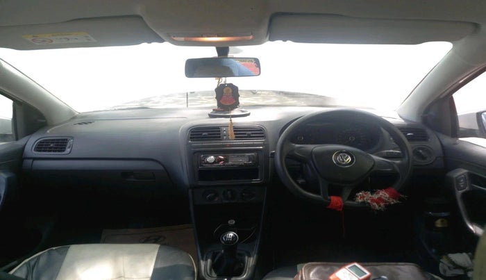 2019 Volkswagen Ameo TRENDLINE 1.0L, Petrol, Manual, 55,517 km, interior