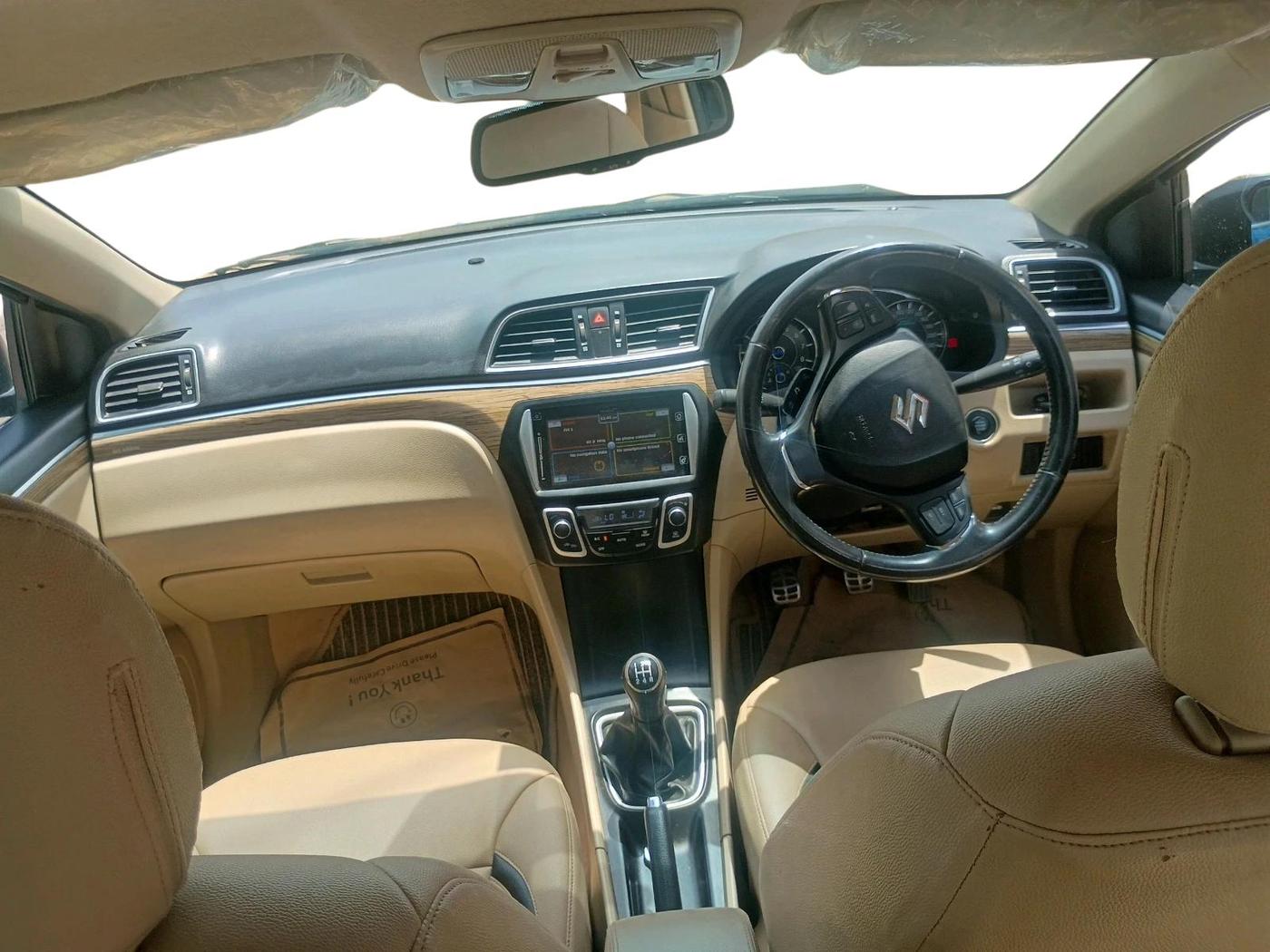 2019 Maruti Ciaz ALPHA 1.5 SHVS PETROL, Petrol, Manual, 77,811 km, interior