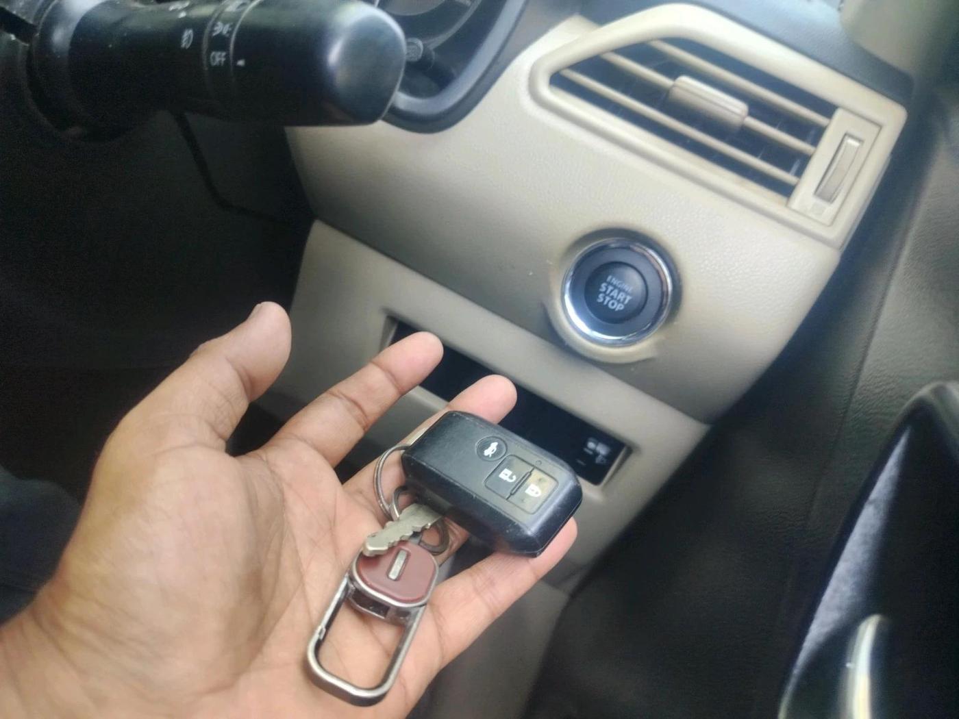 2021 Maruti Dzire ZXI, Petrol, Manual, 95,406 km, interior