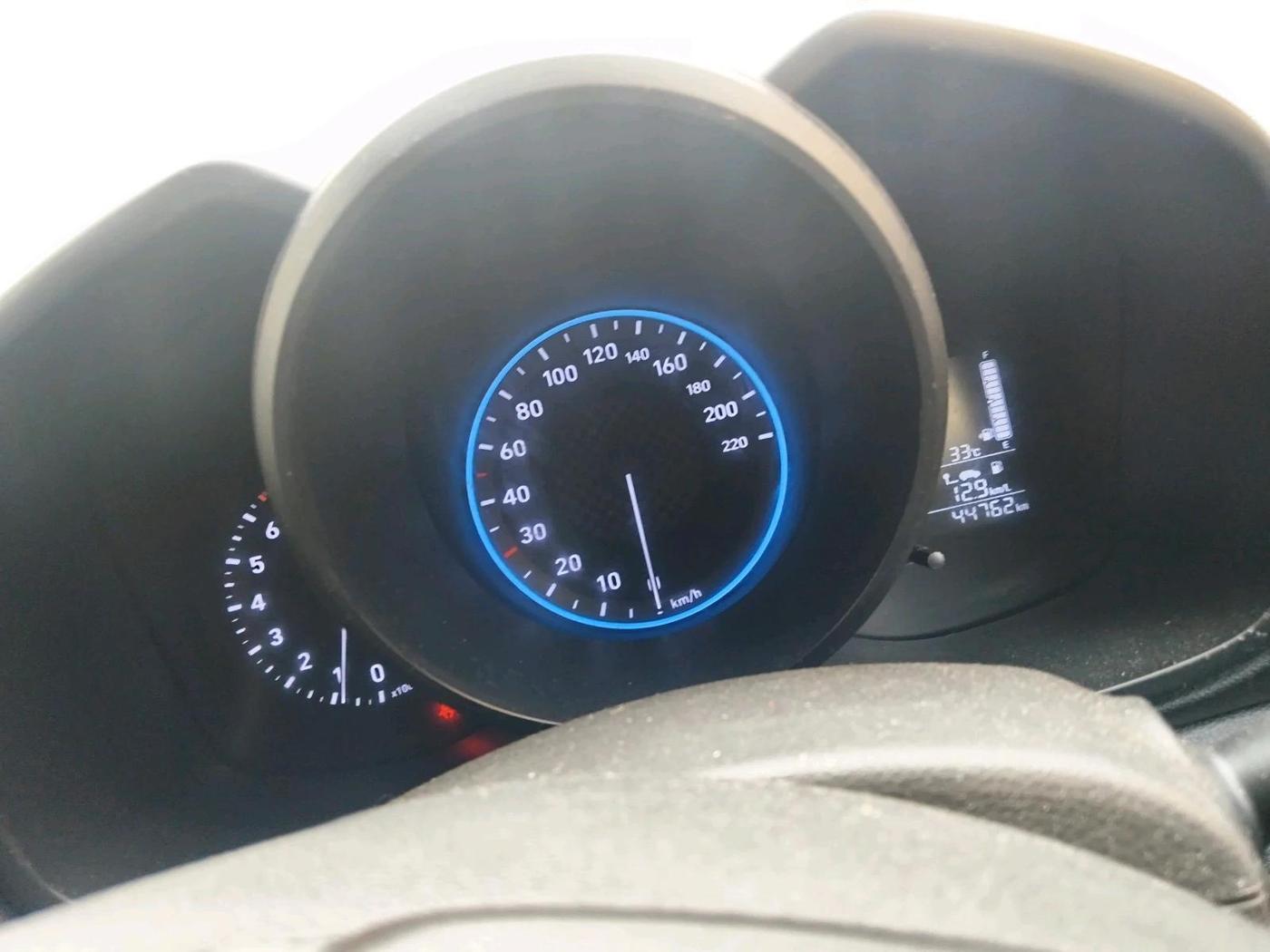 2020 Hyundai VENUE S 1.2, Petrol, Manual, 44,762 km, interior