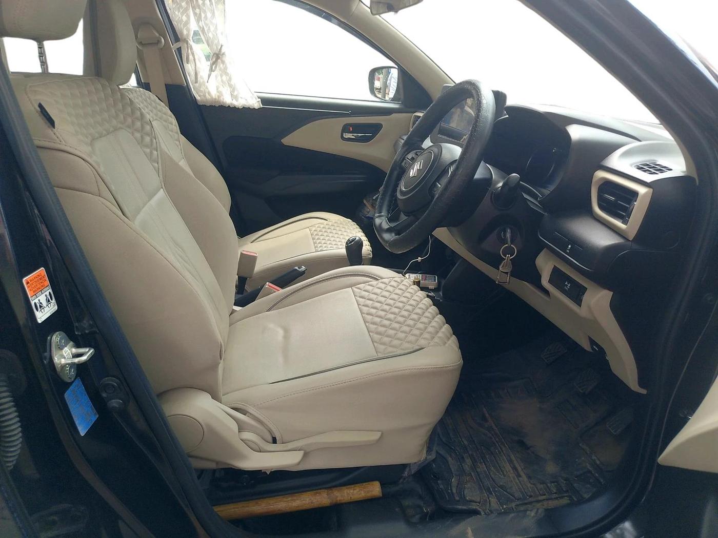 2025 Maruti Dzire VXi CNG, CNG, Manual, 17,121 km, interior