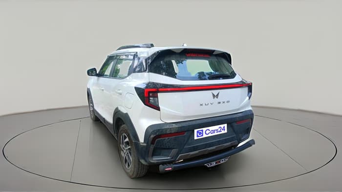 2024 Mahindra XUV 3XO AX5 1.2 L TCMPFi, Petrol, Manual, 6,964 km, exterior