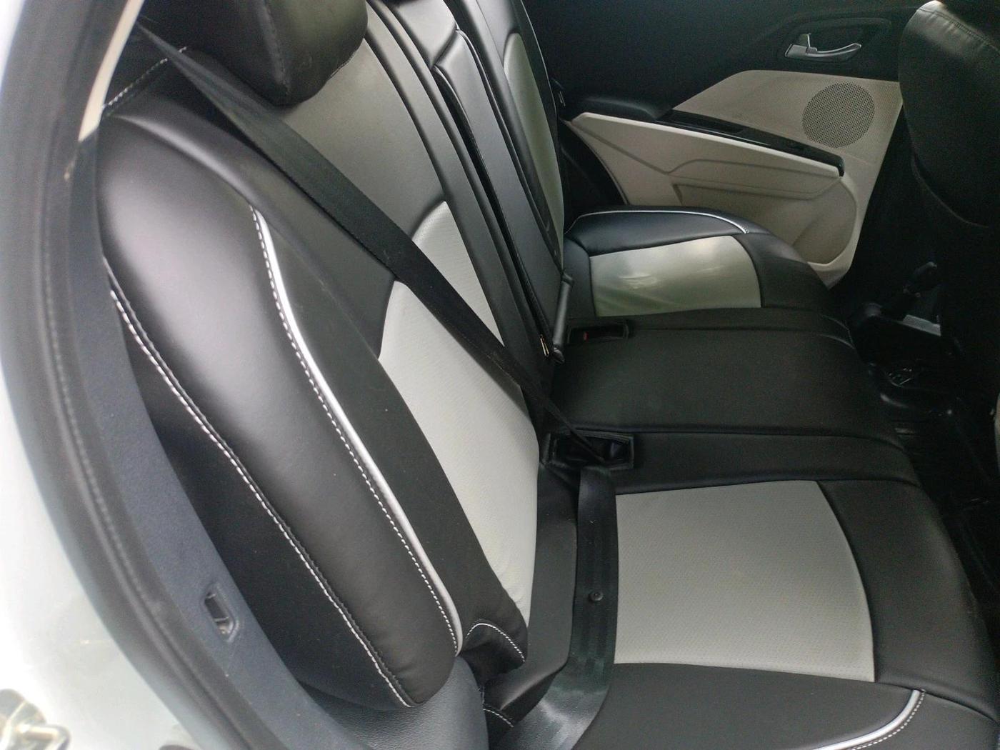 2024 Mahindra XUV 3XO AX5 1.2 L TCMPFi, Petrol, Manual, 6,964 km, interior