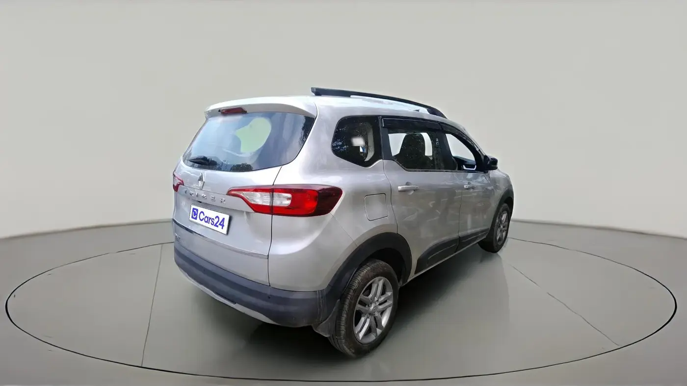 2022 Renault TRIBER RXZ, Petrol, Manual, 1,593 km, exterior