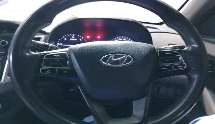 2016 Hyundai Creta SX PLUS AT 1.6 DIESEL, Diesel, Automatic, 1,76,898 km, interior