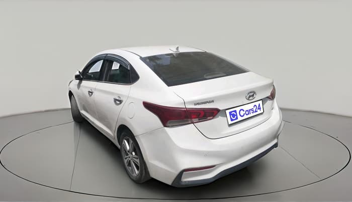2018 Hyundai Verna 1.6 SX (O) CRDI MT, Diesel, Manual, 1,28,815 km, exterior
