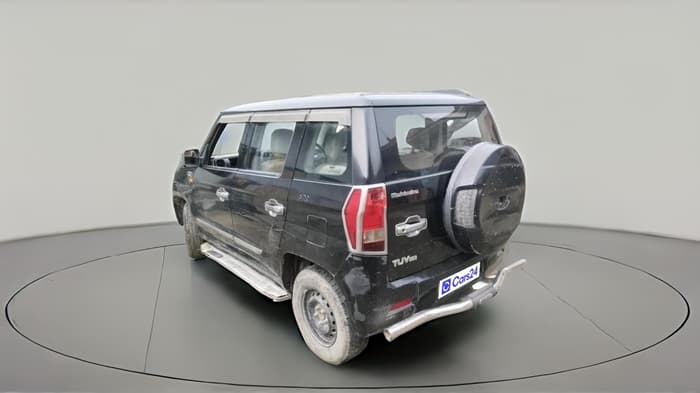 2016 Mahindra TUV300 T4, Diesel, Manual, 1,42,647 km, exterior