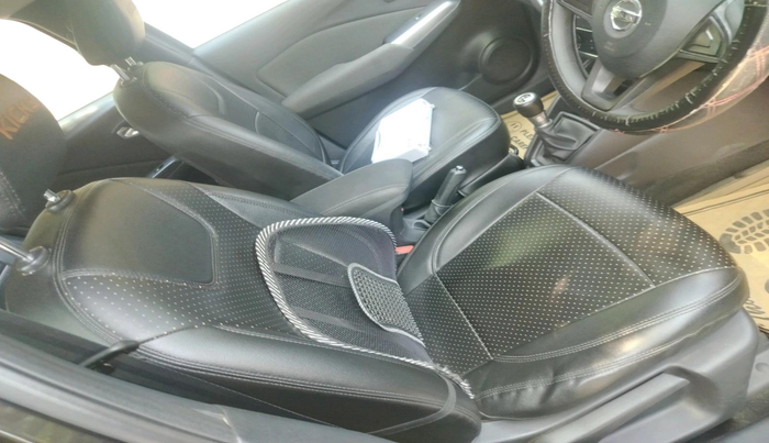 2020 Nissan Kicks XL 1.5, Petrol, Manual, 31,475 km, interior