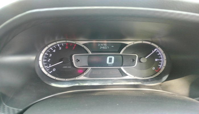 2020 Nissan Kicks XL 1.5, Petrol, Manual, 31,475 km, interior