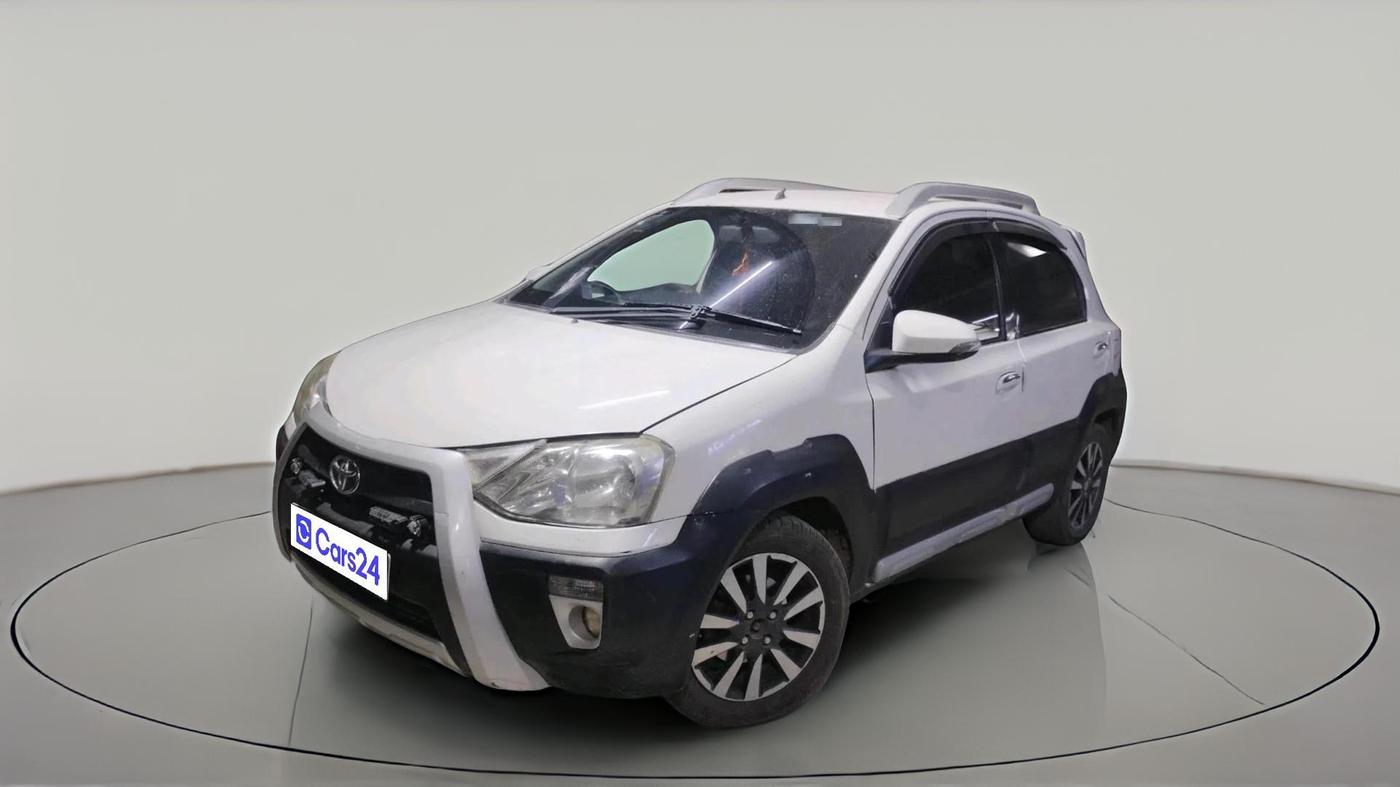 2015 Toyota Etios CROSS 1.4 VD, Diesel, Manual, 1,05,039 km, exterior