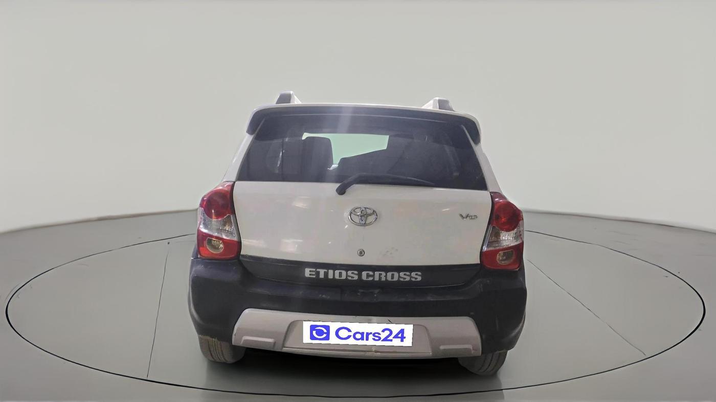 2015 Toyota Etios CROSS 1.4 VD, Diesel, Manual, 1,05,039 km, exterior
