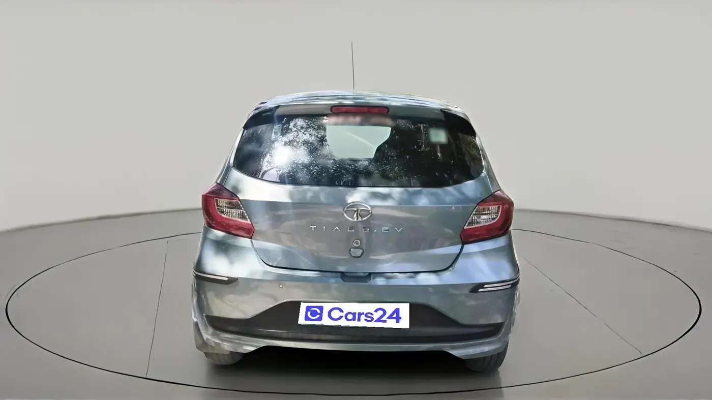 2023 Tata TIAGO EV XT MEDIUM RANGE, Electric, Automatic, 37,378 km, exterior