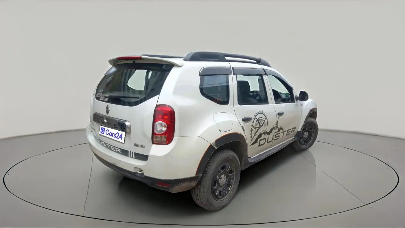 2015 Renault Duster 85 PS RXL DIESEL, Diesel, Manual, 1,16,952 km, exterior