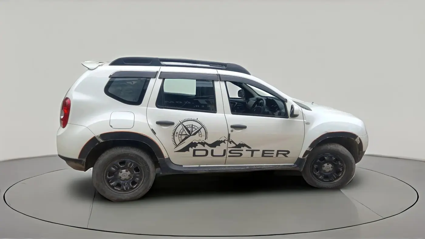 2015 Renault Duster 85 PS RXL DIESEL, Diesel, Manual, 1,16,952 km, exterior
