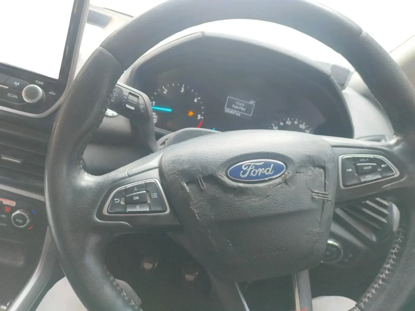 2018 Ford Ecosport TITANIUM 1.5L DIESEL, Diesel, Manual, 1,85,407 km, interior