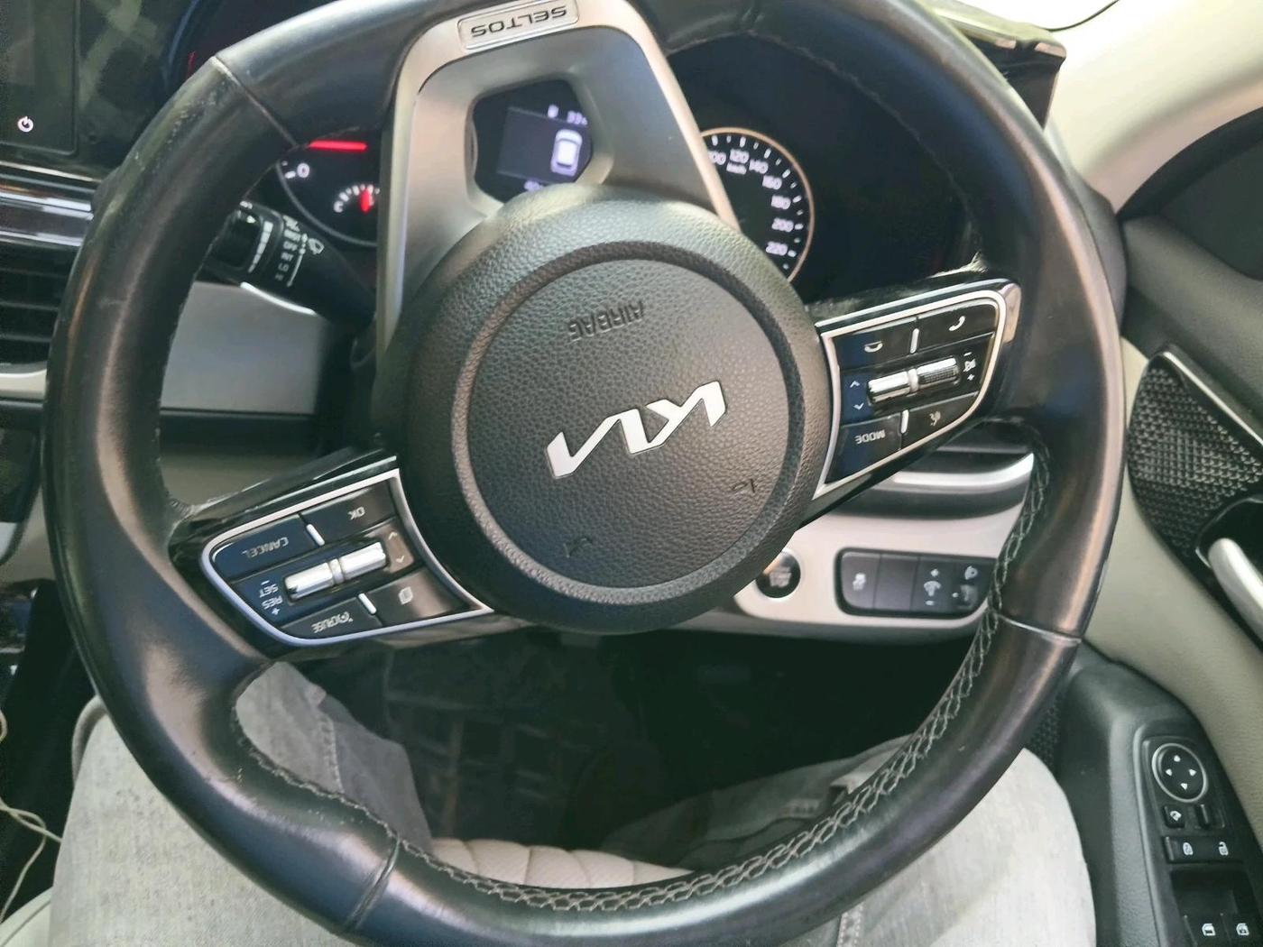 2022 KIA SELTOS HTX PETROL 1.5, Petrol, Manual, 66,733 km, interior