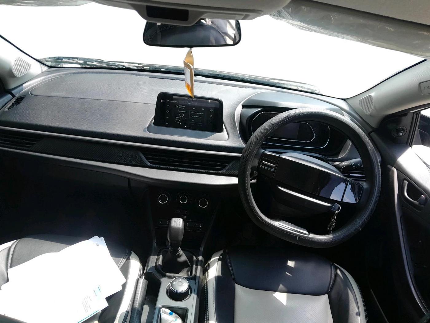 2025 Tata NEXON SMART+ 1.2 PETROL, Petrol, Manual, 6,110 km, interior