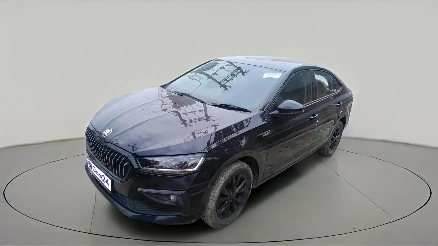 2025 Skoda SLAVIA STYLE 1.5L TSI DSG, Petrol, Automatic, 27,882 km, exterior