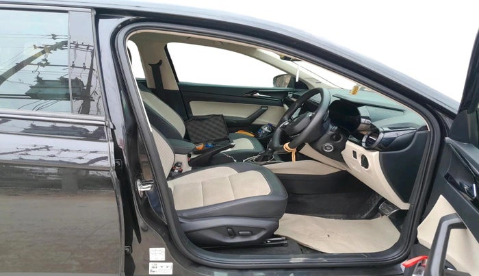 2025 Skoda SLAVIA STYLE 1.5L TSI DSG, Petrol, Automatic, 27,882 km, interior