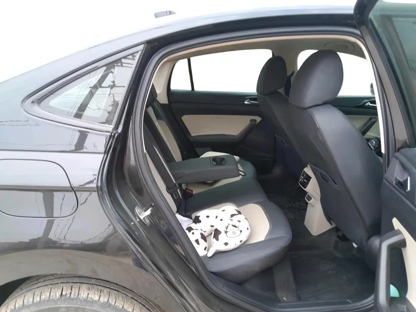 2025 Skoda SLAVIA STYLE 1.5L TSI DSG, Petrol, Automatic, 27,882 km, interior