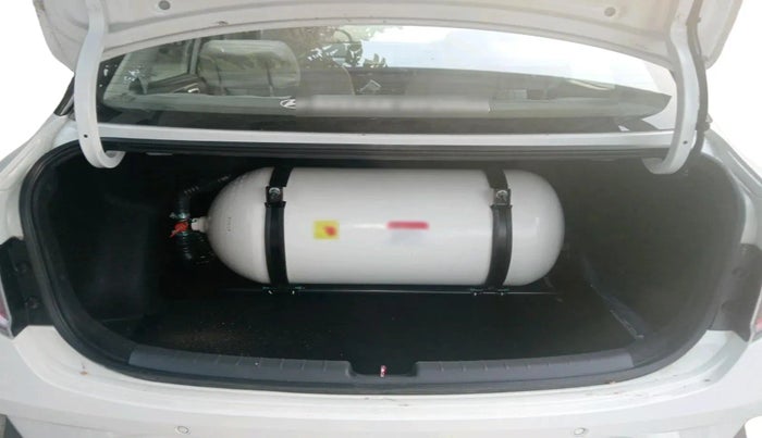 2024 Hyundai AURA SX 1.2 CNG, CNG, Manual, 5,000 km, exterior