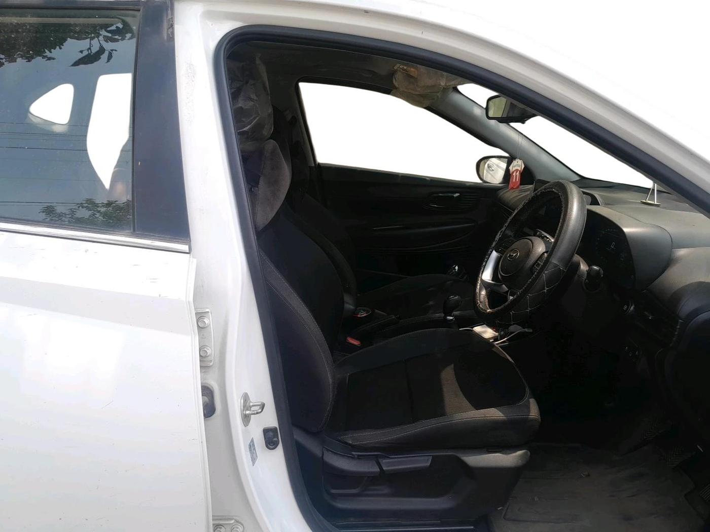 2021 Hyundai NEW I20 ASTA (O) 1.2 MT, Petrol, Manual, 59,000 km, interior