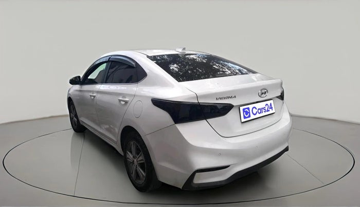 2018 Hyundai Verna 1.6 VTVT SX, Petrol, Manual, 45,877 km, exterior