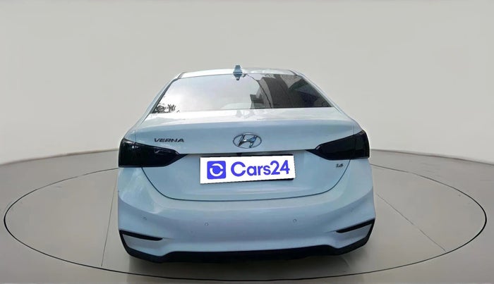 2018 Hyundai Verna 1.6 VTVT SX, Petrol, Manual, 45,877 km, exterior