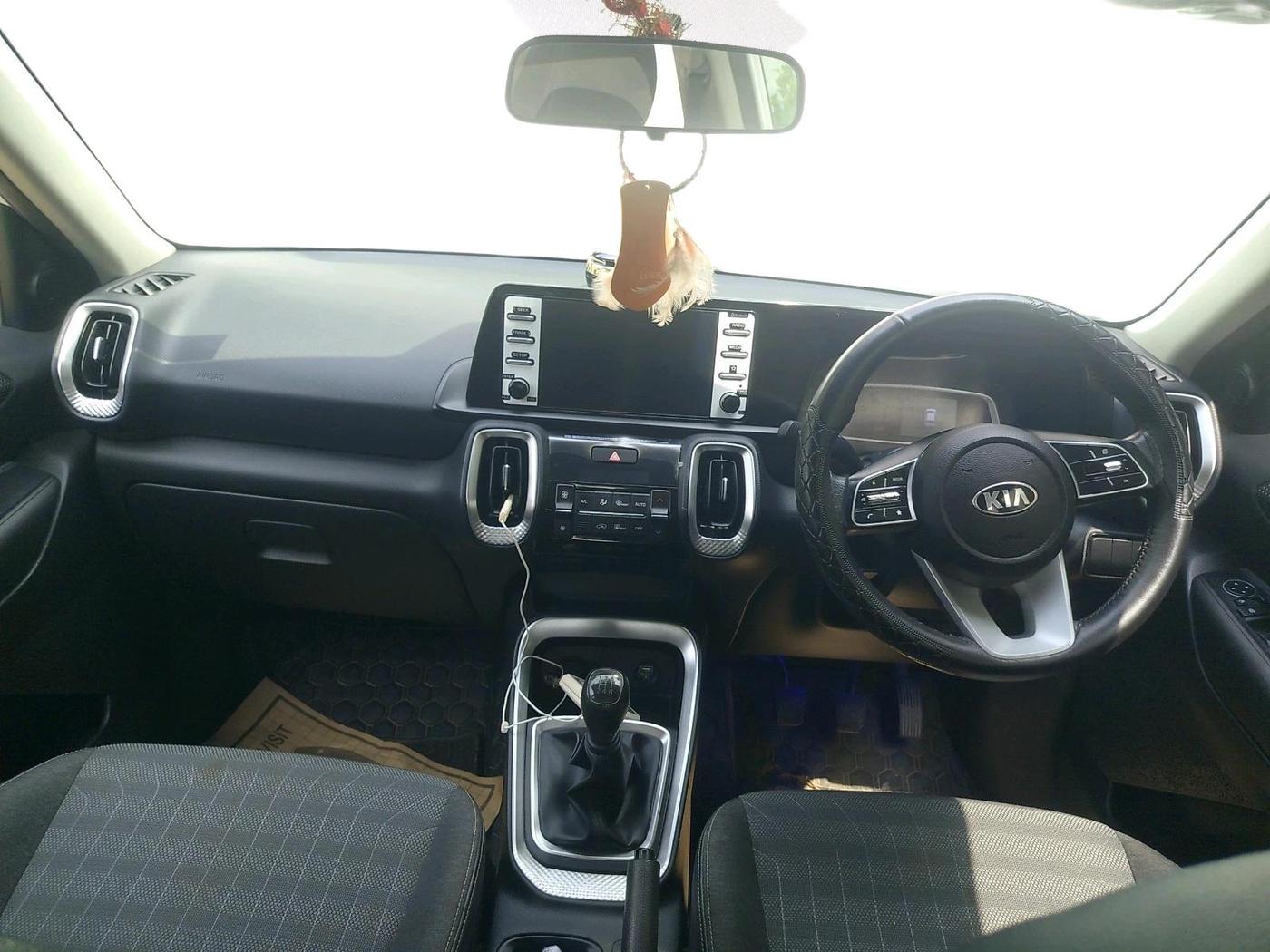 2021 KIA SONET HTK PLUS 1.2, Petrol, Manual, 23,432 km, interior