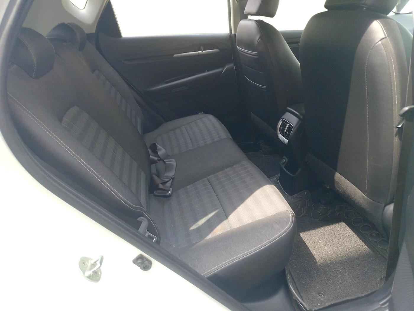 2021 KIA SONET HTK PLUS 1.2, Petrol, Manual, 23,432 km, interior