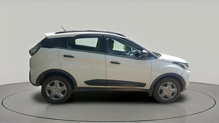 2020 Tata NEXON XM DIESEL, Diesel, Manual, 66,209 km, exterior