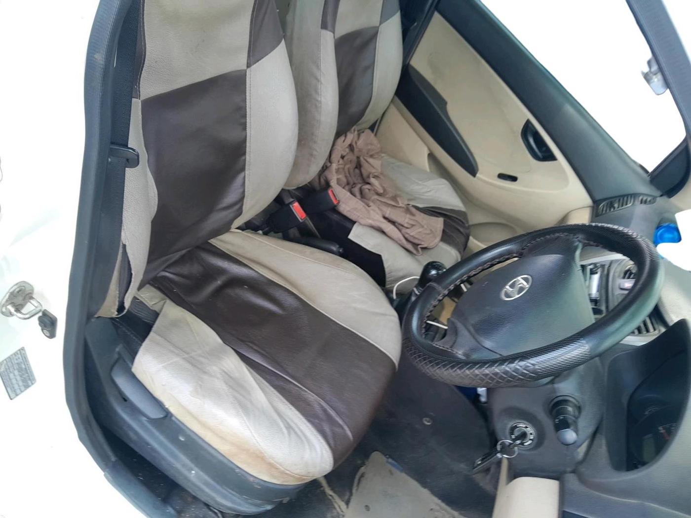 2012 Hyundai Eon ERA, Petrol, Manual, 90,581 km, interior