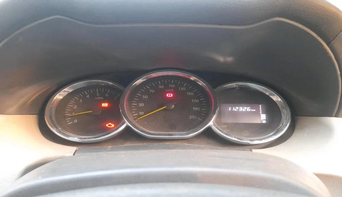 2015 Renault Duster 110 PS RXZ DIESEL, Diesel, Manual, 1,12,326 km, interior