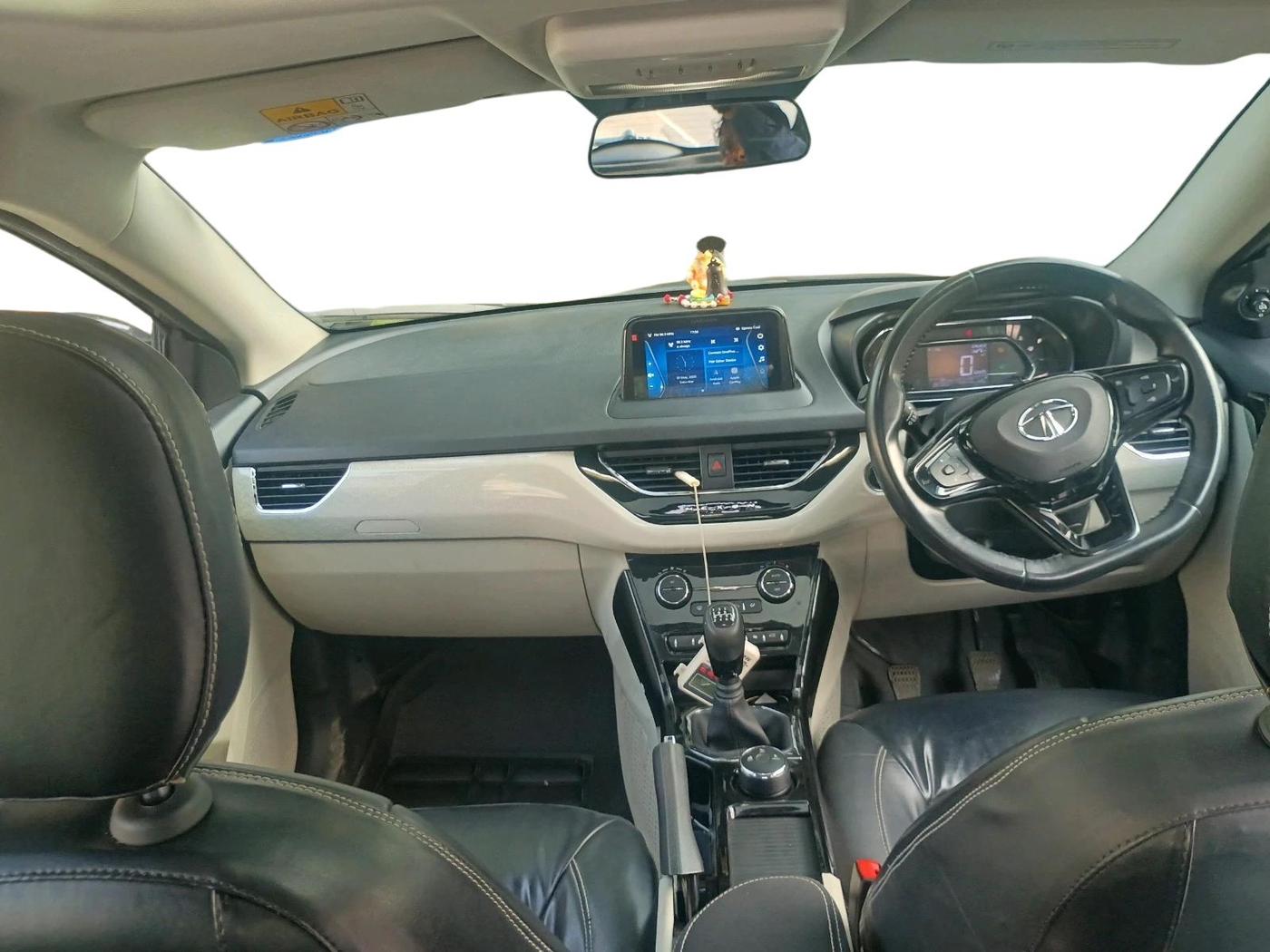 2021 Tata NEXON XZ PLUS PETROL SUNROOF, Petrol, Manual, 26,730 km, interior
