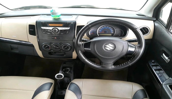 2017 Maruti Wagon R 1.0 VXI, CNG, Manual, 85,277 km, interior