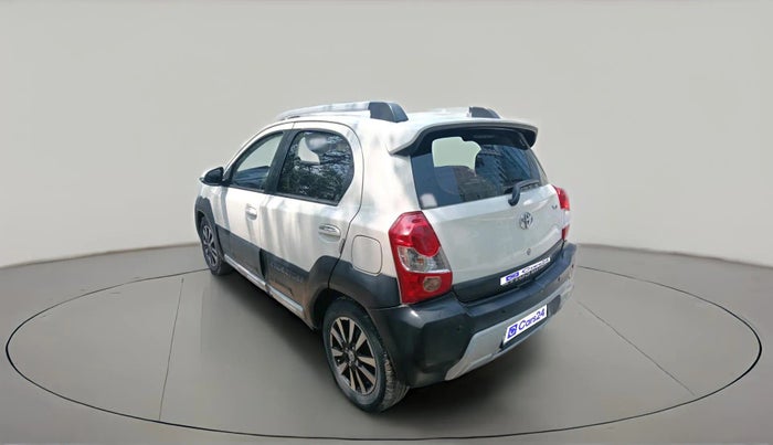 2015 Toyota Etios CROSS 1.4 VD, Diesel, Manual, 1,73,120 km, exterior