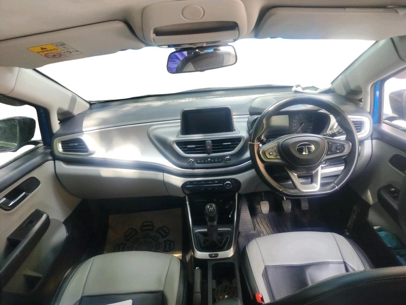 2021 Tata ALTROZ XZ PETROL, Petrol, Manual, 21,315 km, interior