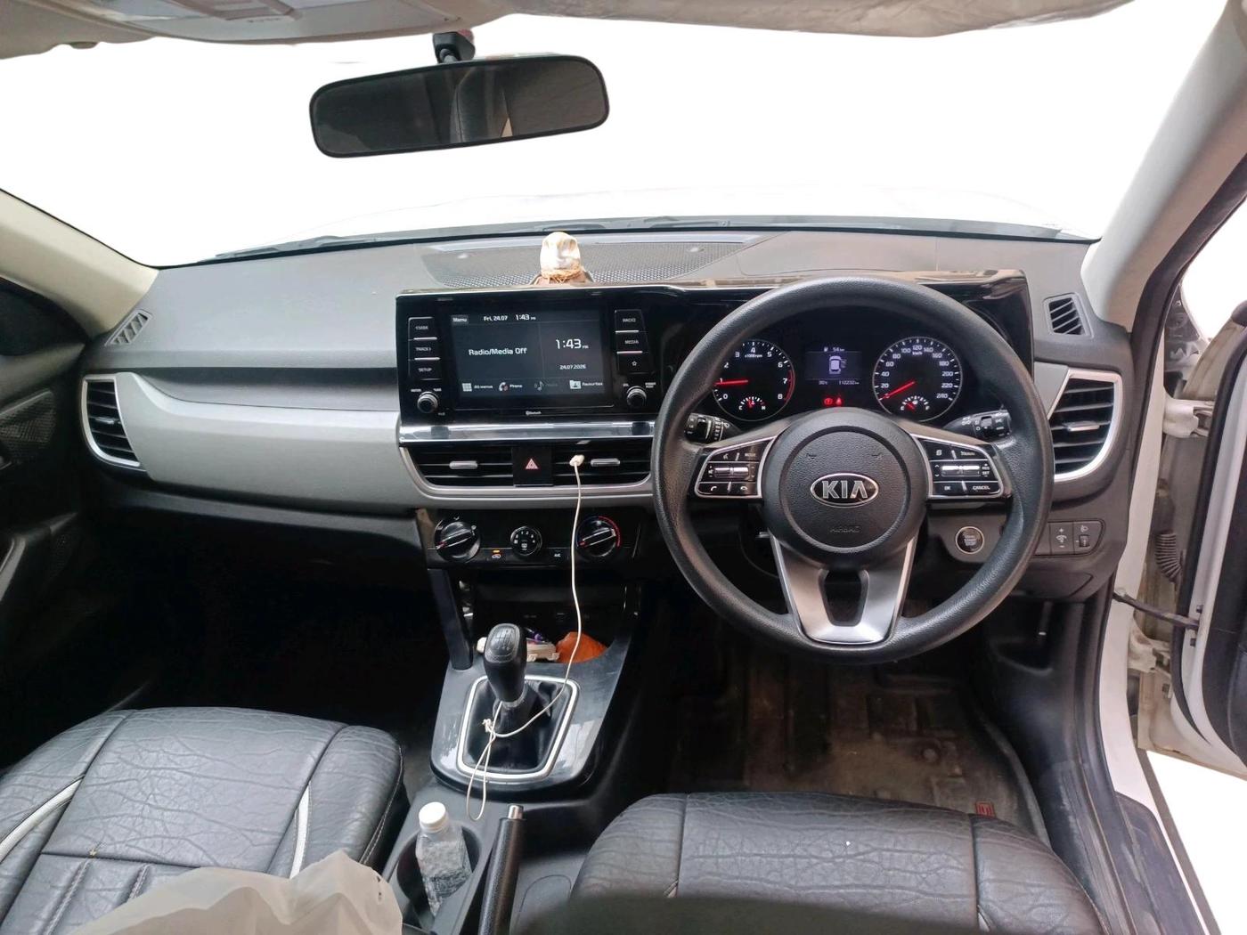 2019 KIA SELTOS HTK PLUS 1.5, Petrol, Manual, 1,12,232 km, interior