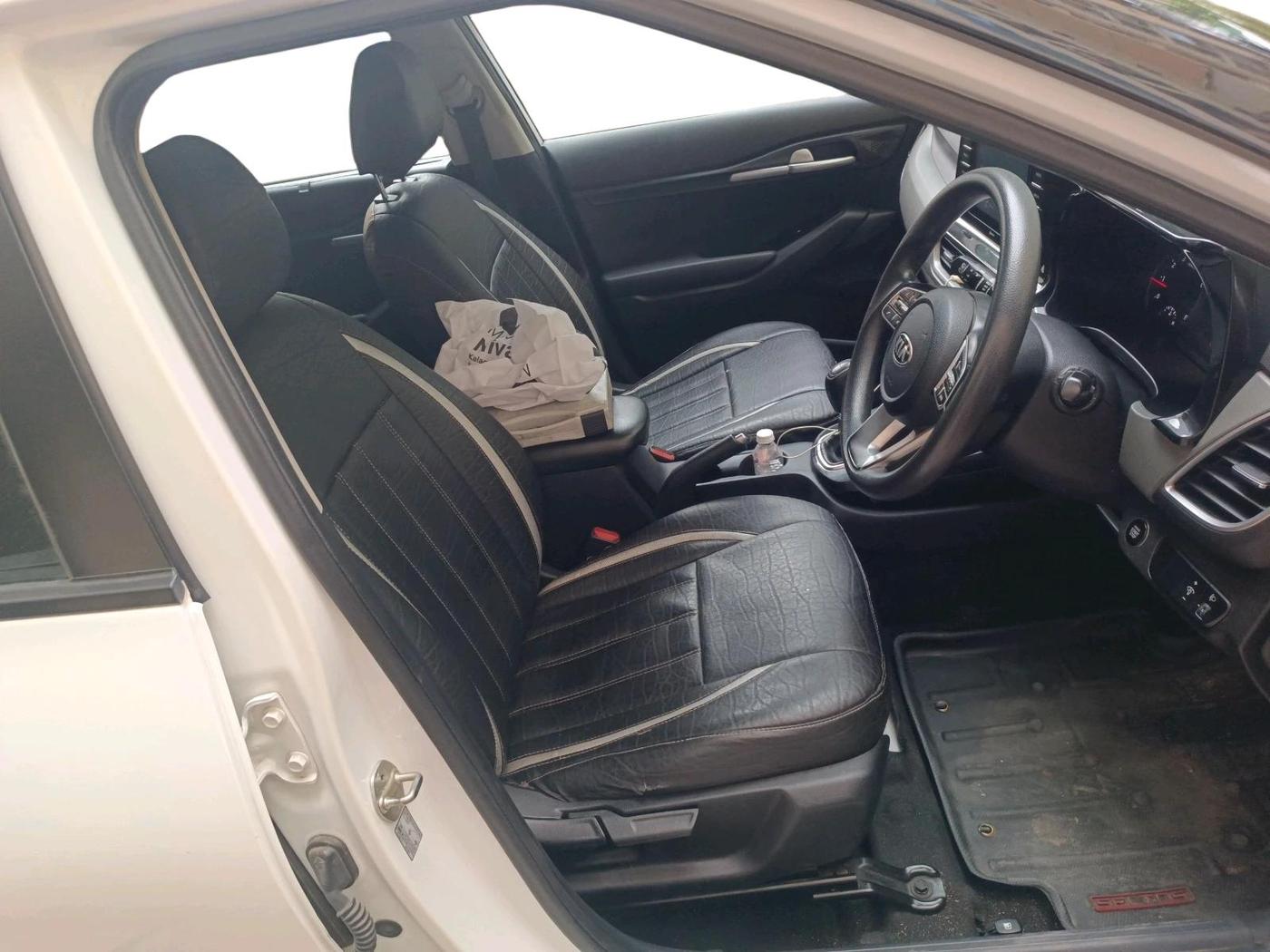 2019 KIA SELTOS HTK PLUS 1.5, Petrol, Manual, 1,12,232 km, interior