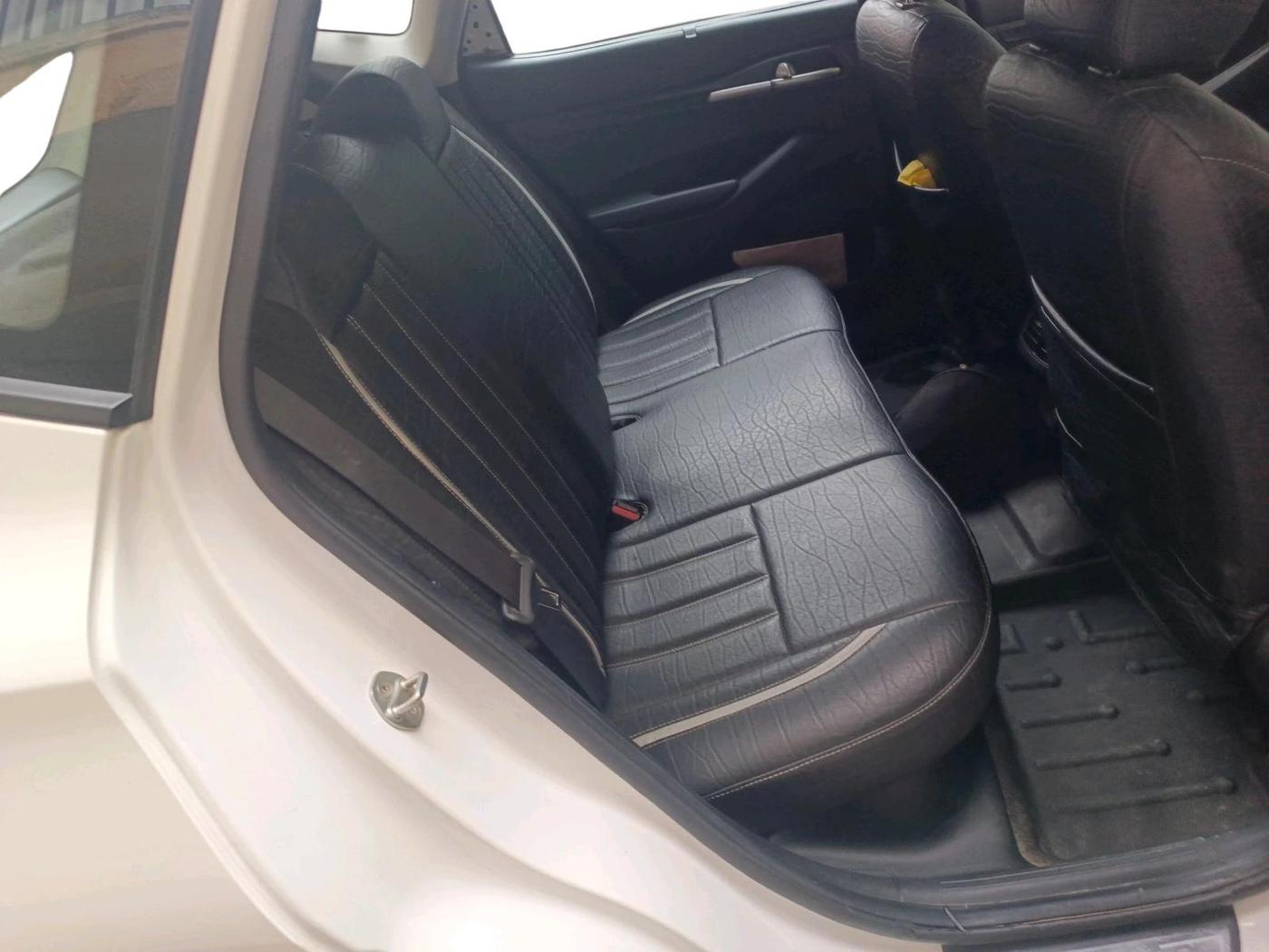 2019 KIA SELTOS HTK PLUS 1.5, Petrol, Manual, 1,12,232 km, interior