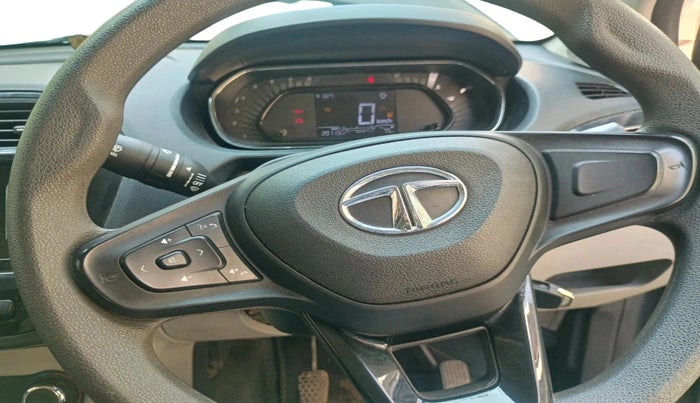 2022 Tata Tiago XT PETROL, Petrol, Manual, 20,113 km, interior