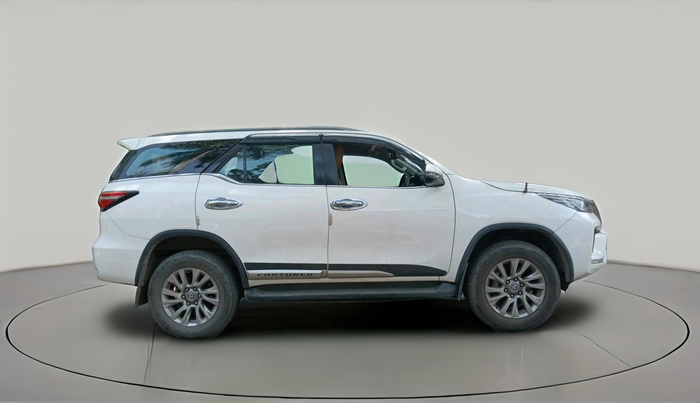 2023 Toyota Fortuner 4X4 MT 2.8 DIESEL, Diesel, Manual, 52,303 km, exterior