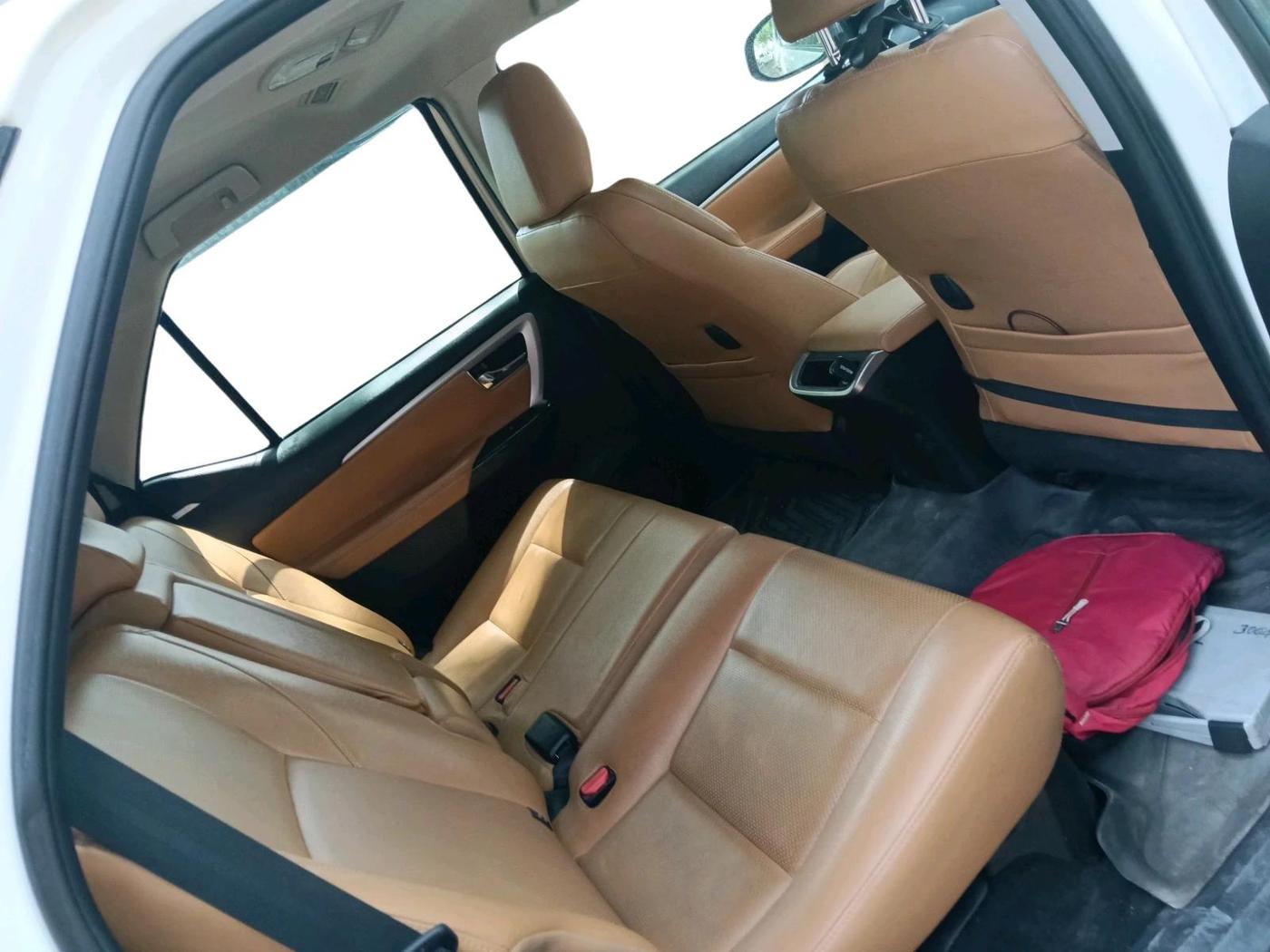 2023 Toyota Fortuner 4X4 MT 2.8 DIESEL, Diesel, Manual, 52,303 km, interior